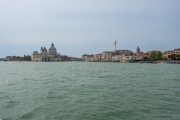 Blick auf die Basilica di Santa Maria della Salute und Canal Grande