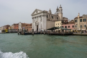 Blick auf Parrocchia di Santa Maria del Rosario